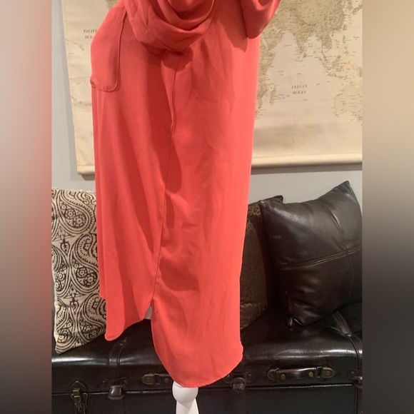 ANN TAYLOR LOFT Boat Neck Flowy Hi Lo Hem Peachy Pink Tunic Top Sz-Small - Picture 4 of 4